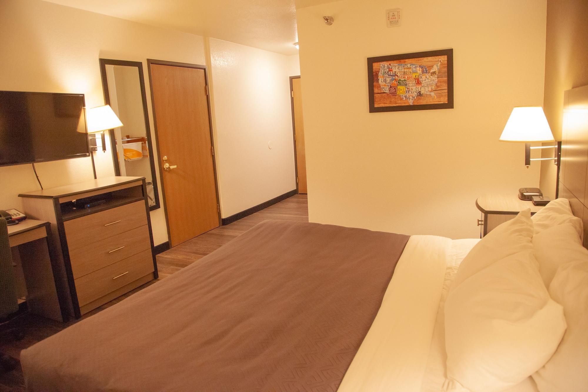 Econo Lodge Пуэбло Экстерьер фото