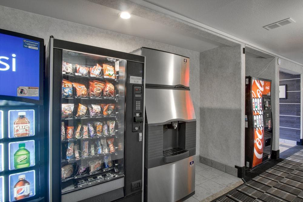 Econo Lodge Пуэбло Экстерьер фото