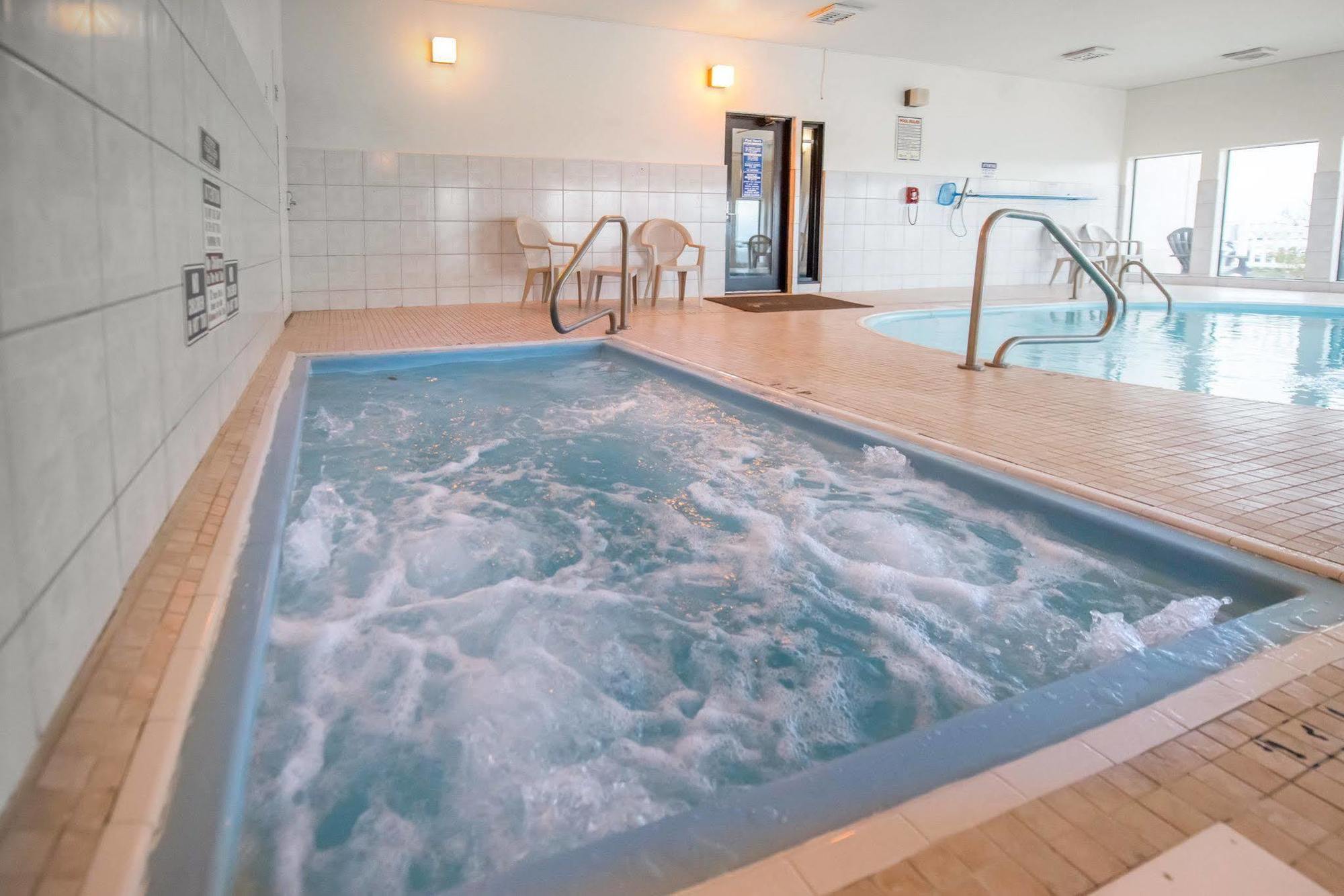 Econo Lodge Пуэбло Экстерьер фото